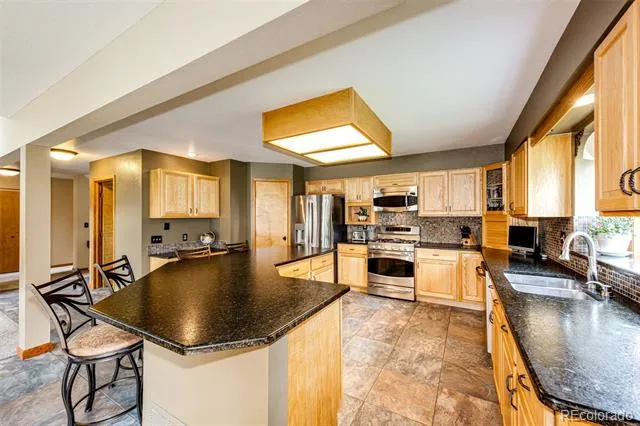 35723 Elkridge Run Elizabeth, CO 80107