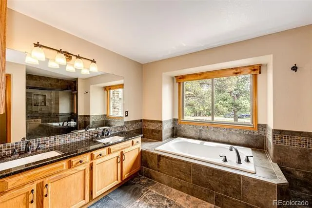 35723 Elkridge Run Elizabeth, CO 80107