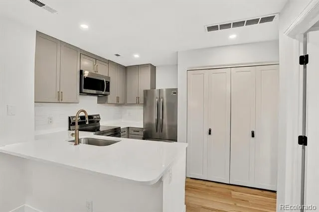 804 S Vance Street #C Lakewood, CO 80226