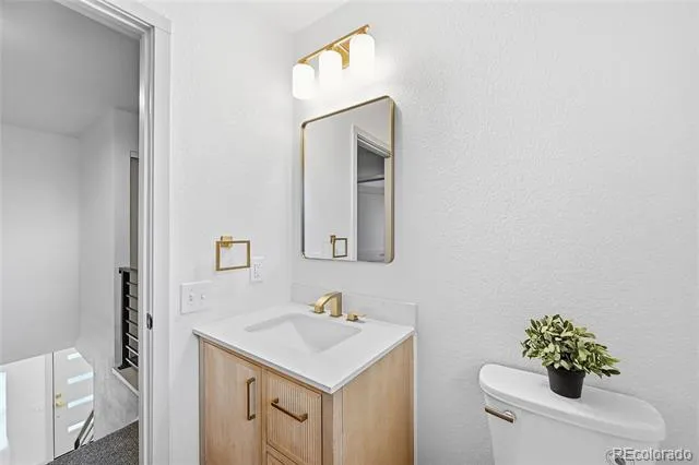 580 S Field Court Lakewood, CO 80226