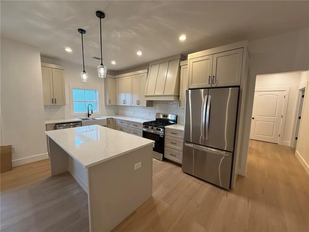 189 Oakland Drive Calhoun, GA 30701