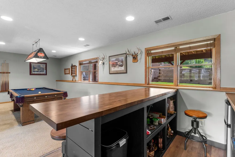 13632 Bryant Place S Burnsville, MN 55337