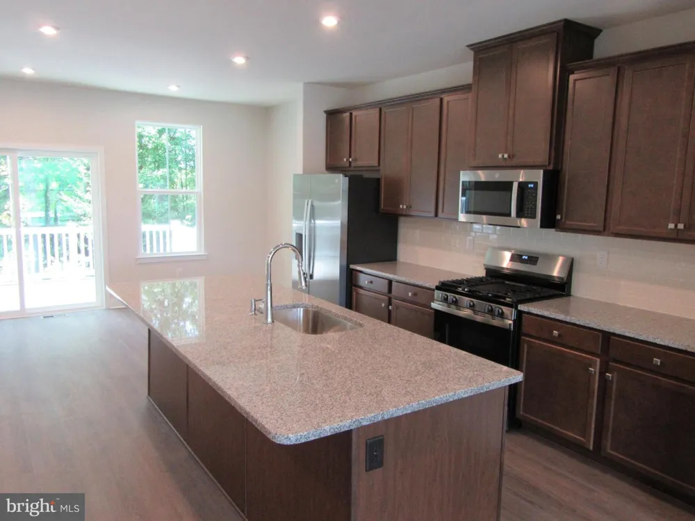 4355 REUSCH CIRCLE New Castle, DE 19720