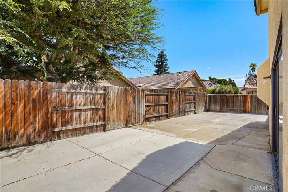 8228 Norfolk Court Bakersfield, CA 93311
