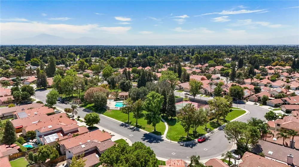 8228 Norfolk Court Bakersfield, CA 93311