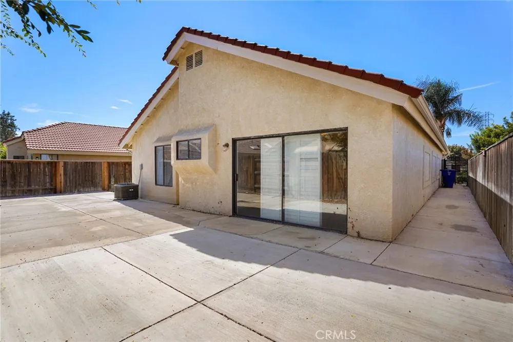 8228 Norfolk Court Bakersfield, CA 93311
