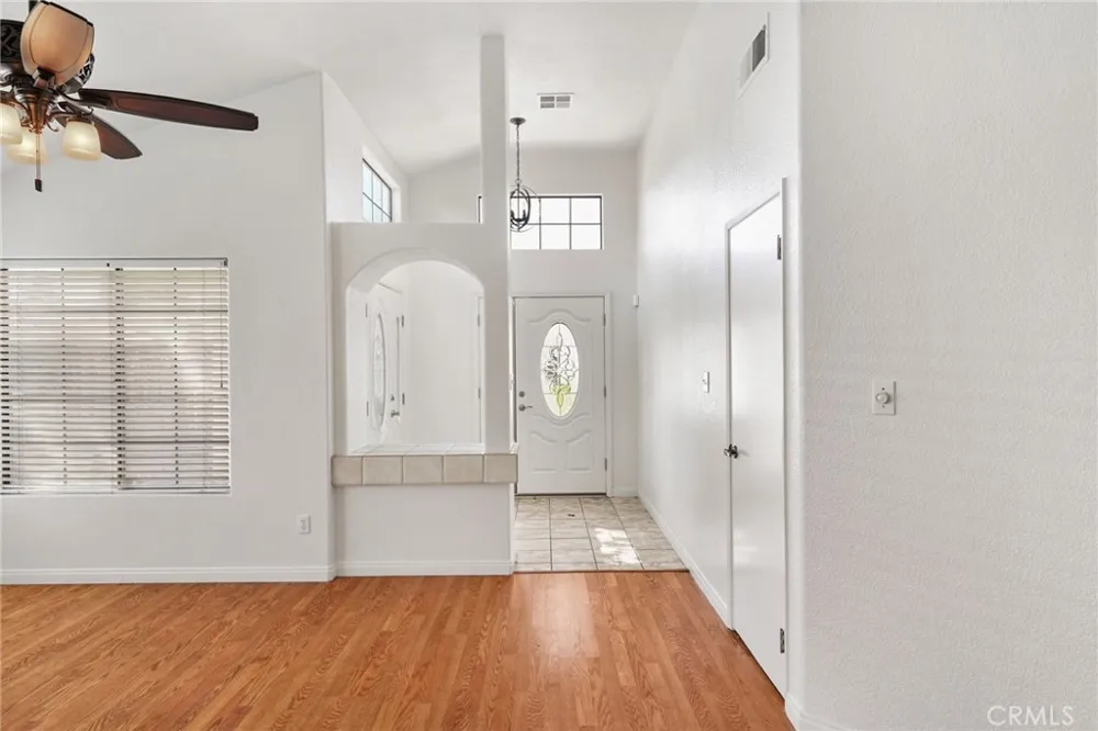 8228 Norfolk Court Bakersfield, CA 93311