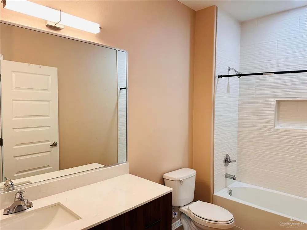 2900 W Kenwood Street #2 Edinburg, TX 78541