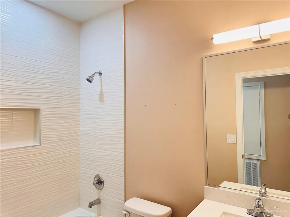 2900 W Kenwood Street #2 Edinburg, TX 78541