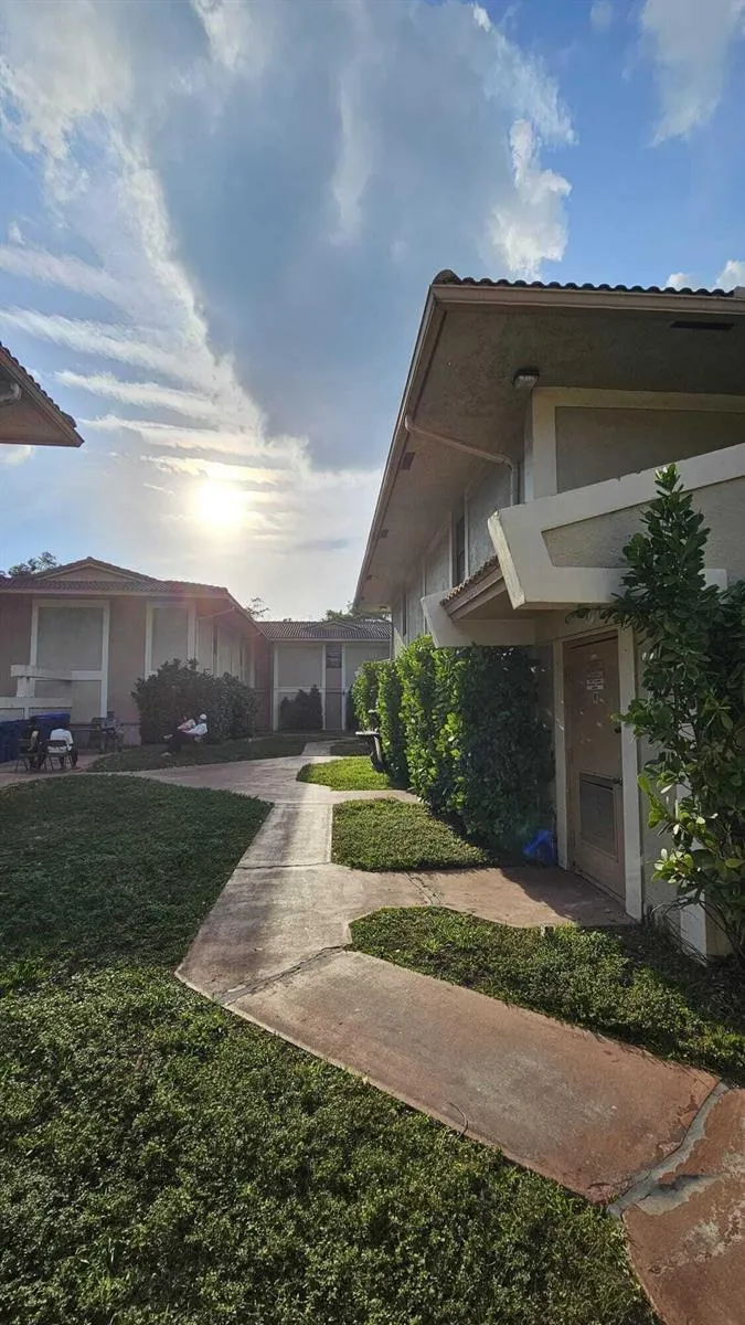 8801 W Sample Road #11 Coral Springs, FL 33065