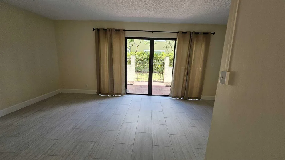 8801 W Sample Road #11 Coral Springs, FL 33065