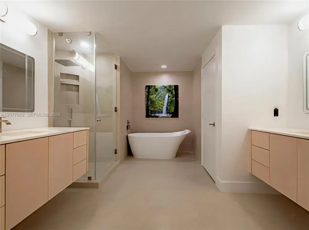 1900 Bayshore Dr #5004 Miami, FL 33132