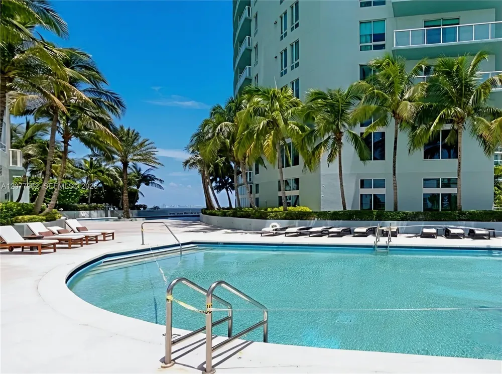 1900 Bayshore Dr #5004 Miami, FL 33132