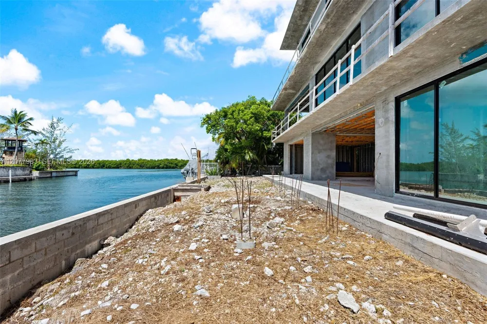 155 Palo De Oro Dr Islamorada, FL 33036
