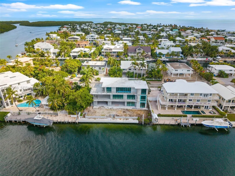 155 Palo De Oro Dr Islamorada, FL 33036
