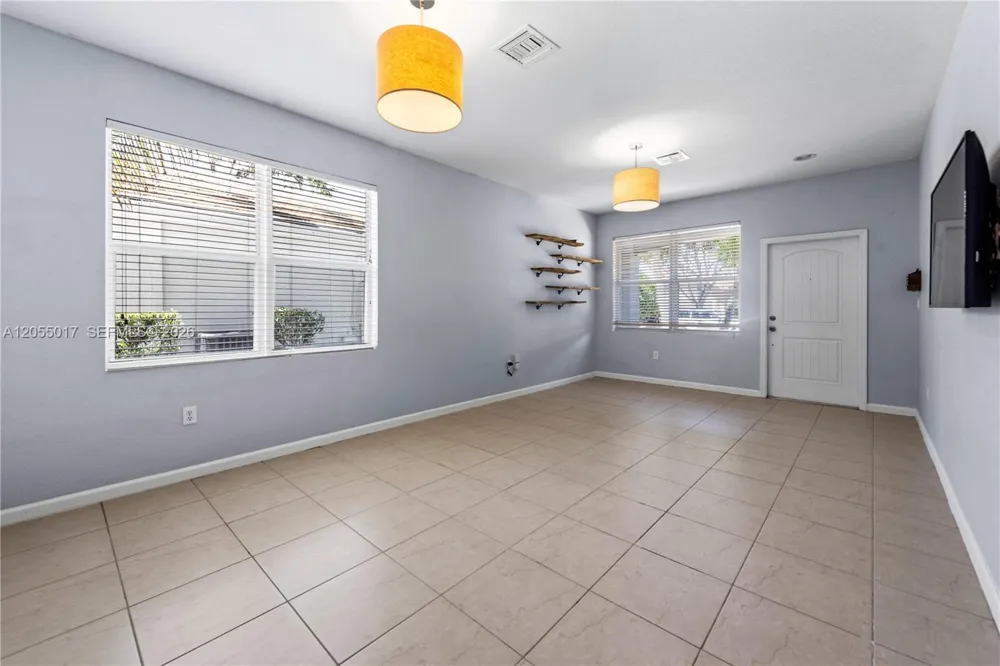 3424 NE 1st St Homestead, FL 33033