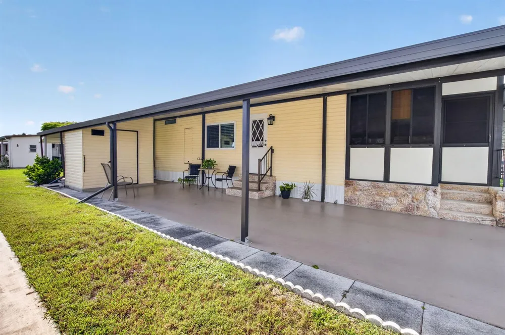 51004 Galina Bay Boynton Beach, FL 33436