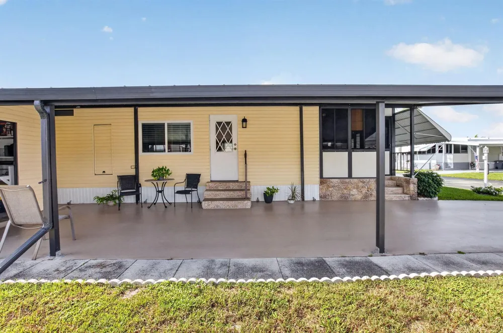 51004 Galina Bay Boynton Beach, FL 33436