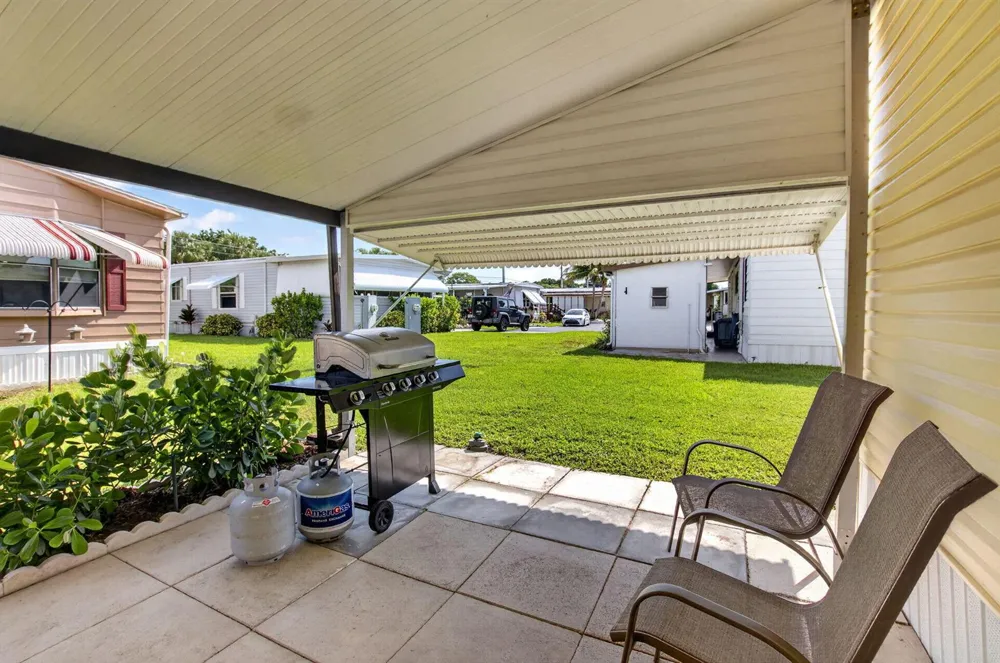 51004 Galina Bay Boynton Beach, FL 33436