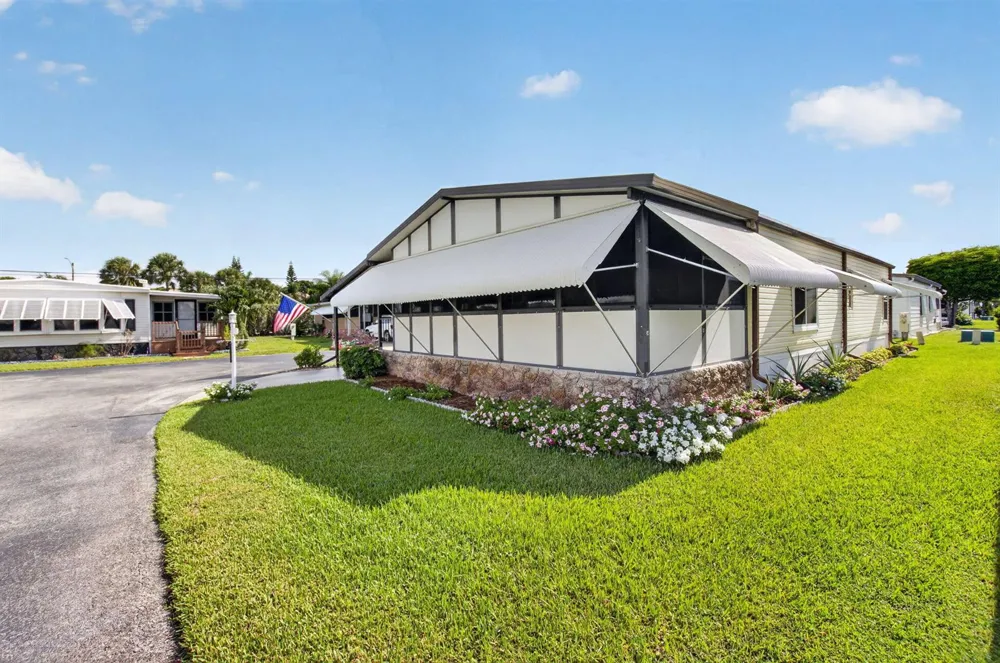 51004 Galina Bay Boynton Beach, FL 33436
