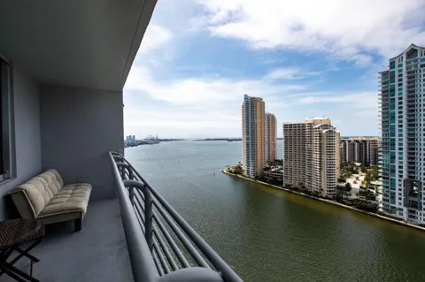 325 S Biscayne Boulevard #2617