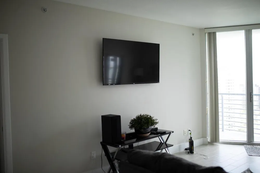 325 S Biscayne Boulevard #2617 Miami, FL 33131
