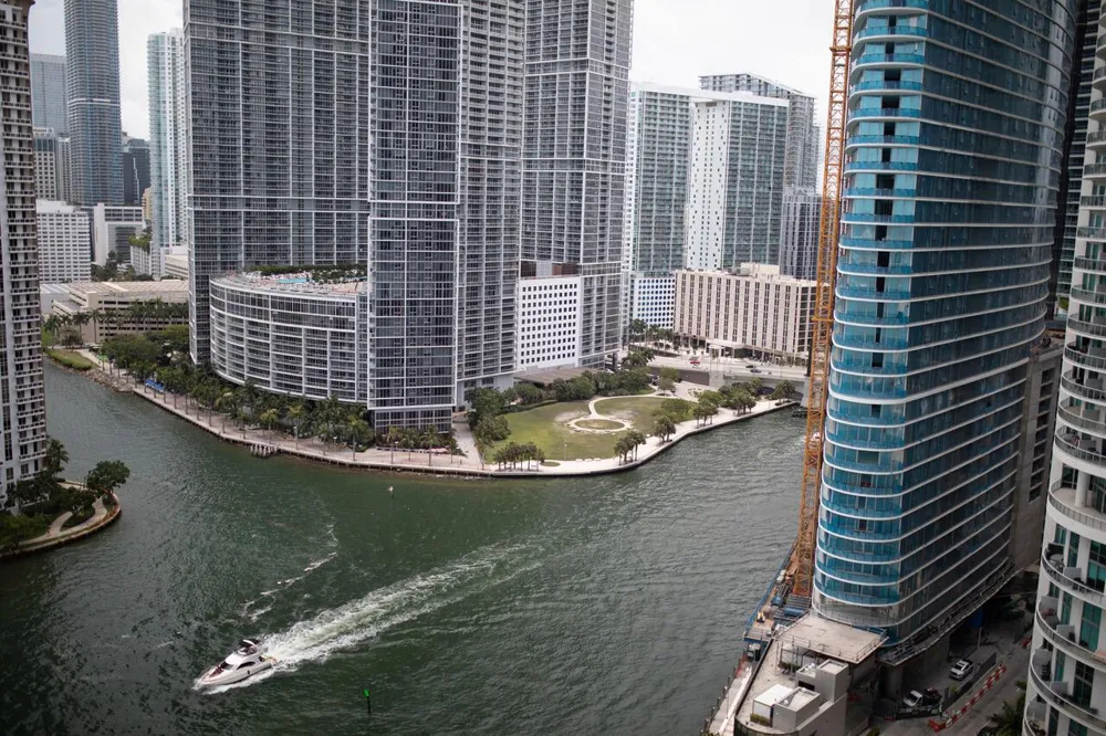 325 S Biscayne Boulevard #2617 Miami, FL 33131