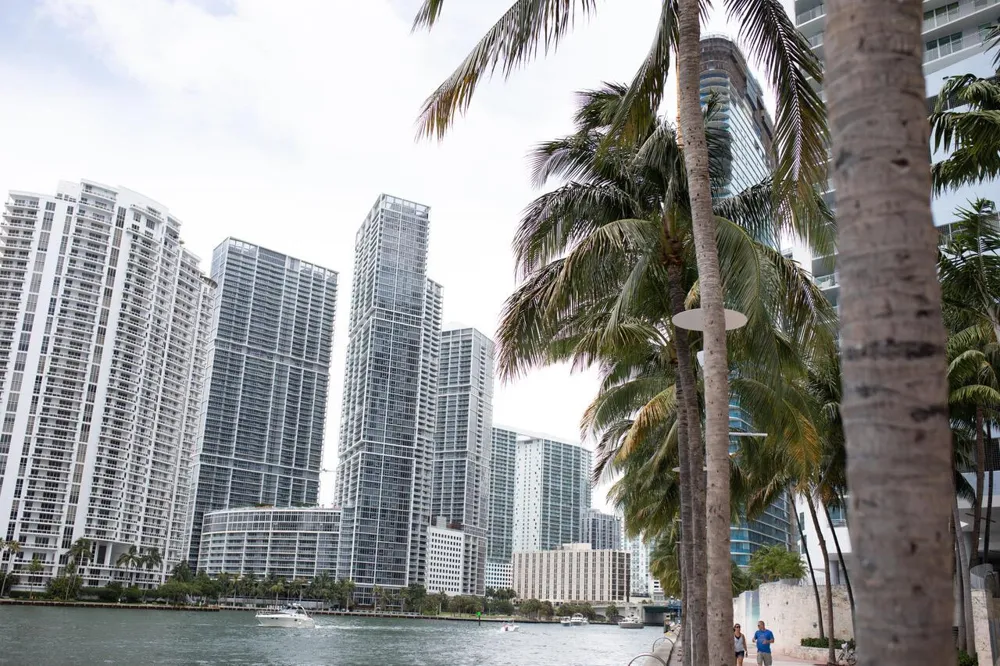 325 S Biscayne Boulevard #2617 Miami, FL 33131