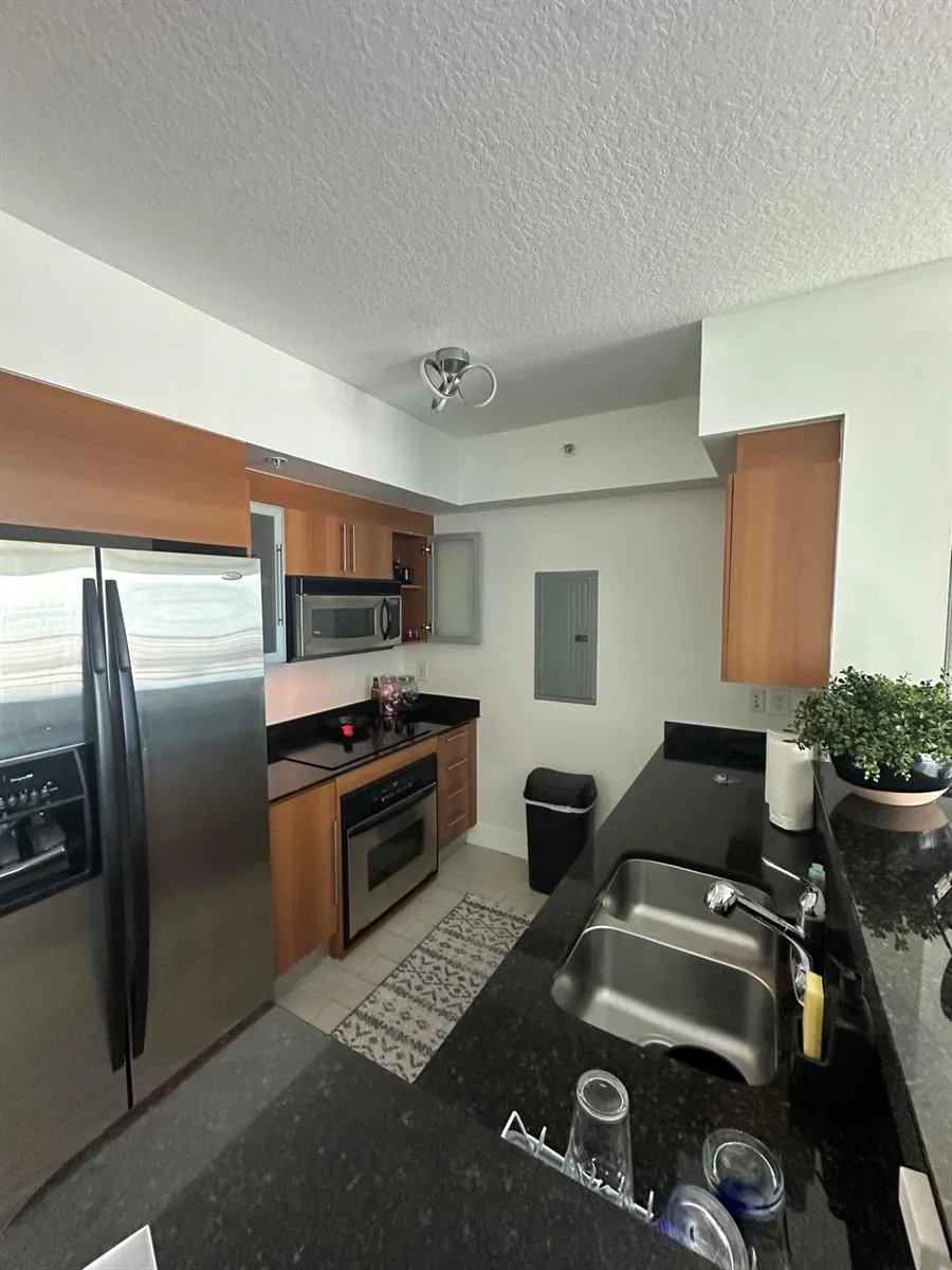 325 S Biscayne Boulevard #2617 Miami, FL 33131