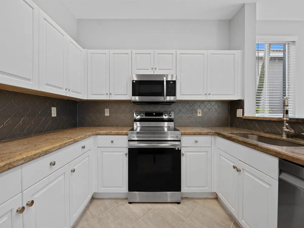 1204 Camellia Circle Weston, FL 33326