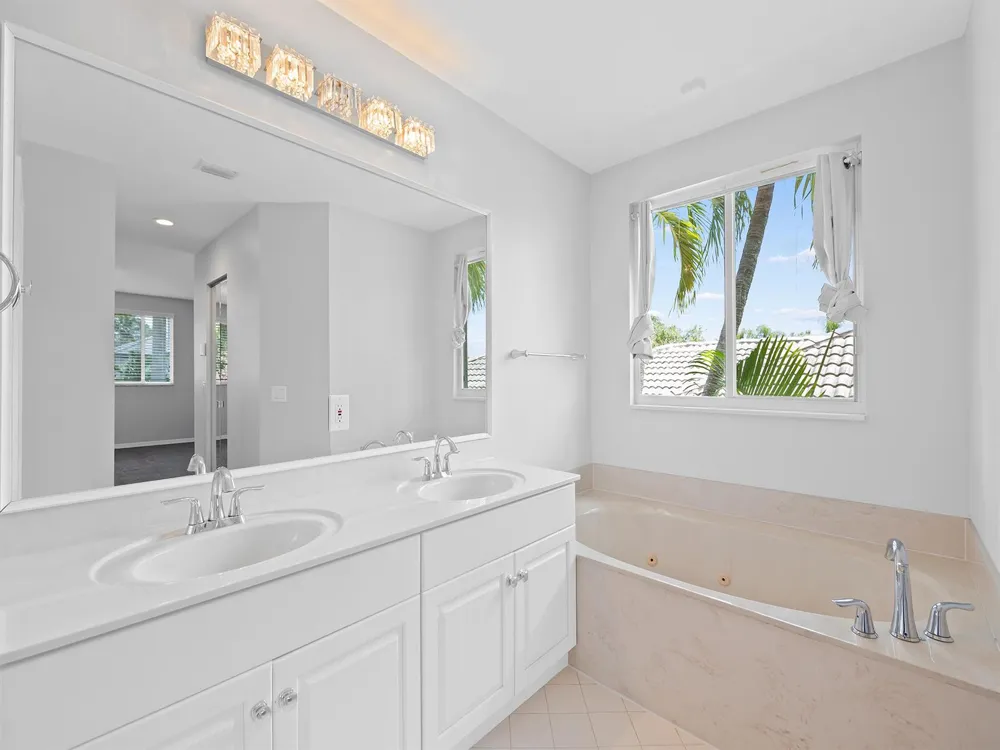 1204 Camellia Circle Weston, FL 33326