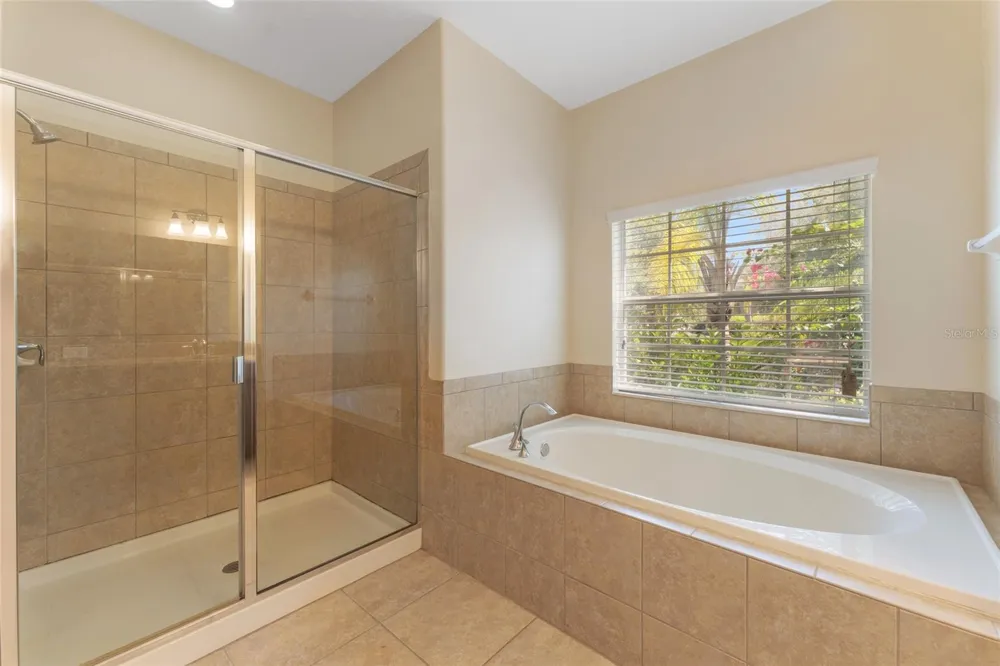 2637 YUKON CLIFF DRIVE Ruskin, FL 33570
