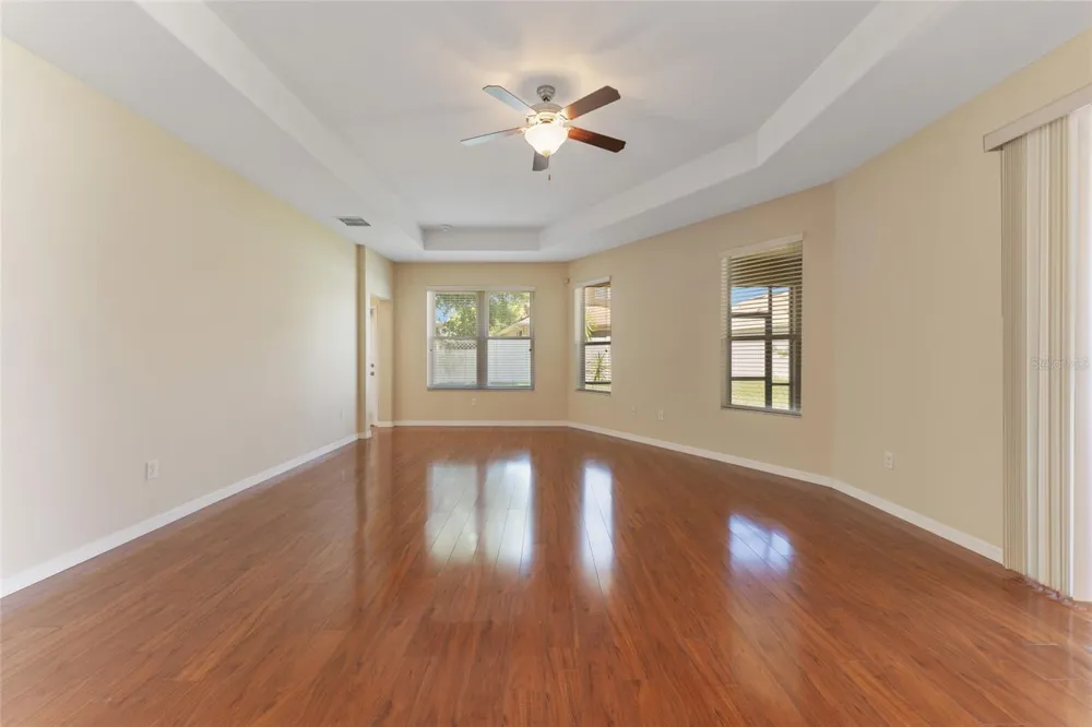 2637 YUKON CLIFF DRIVE Ruskin, FL 33570