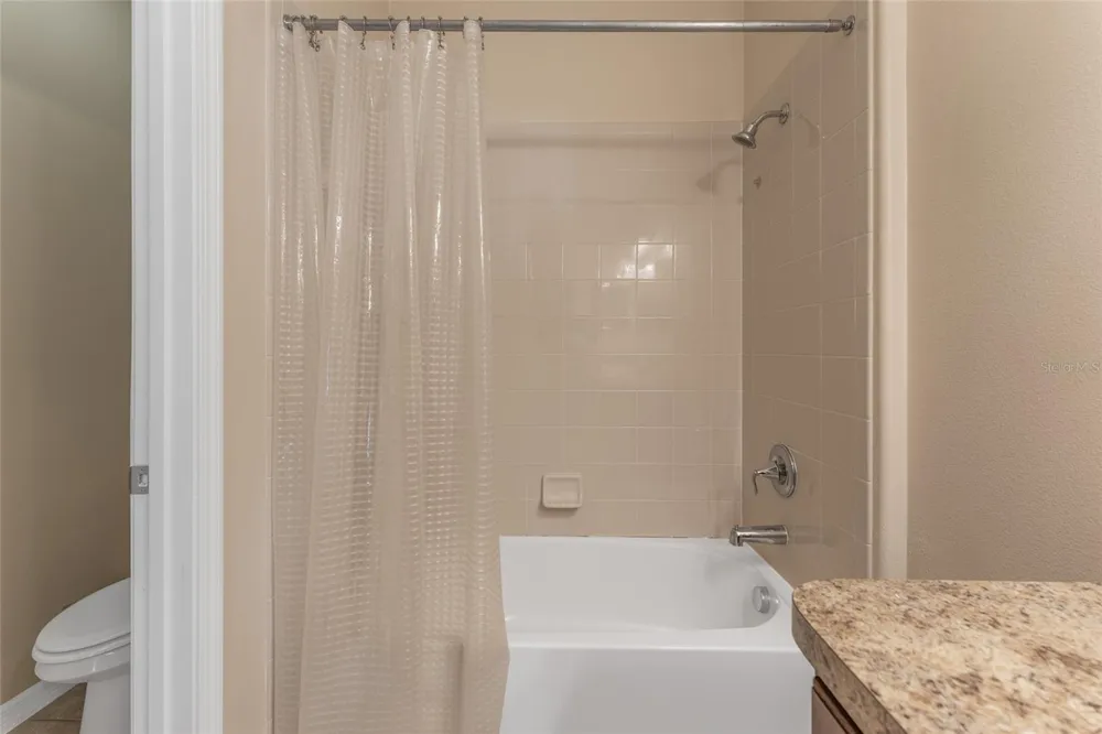 2637 YUKON CLIFF DRIVE Ruskin, FL 33570