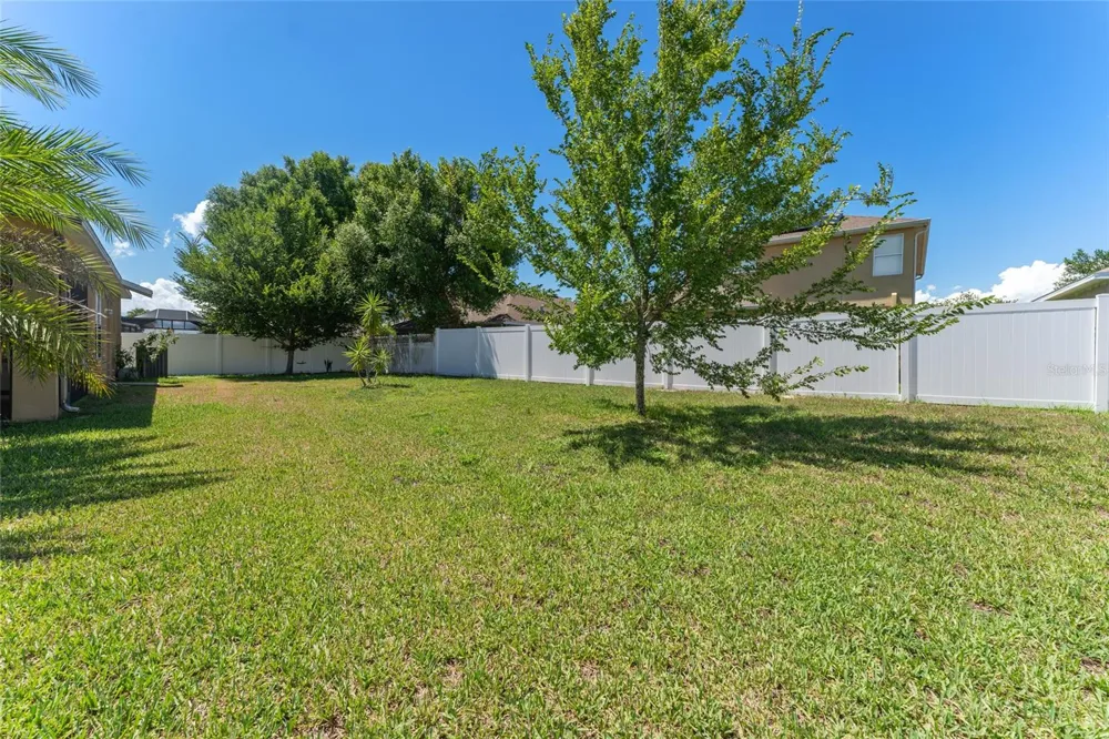 2637 YUKON CLIFF DRIVE Ruskin, FL 33570