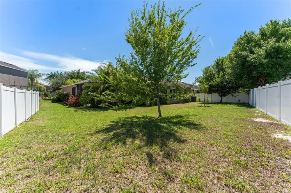 2637 YUKON CLIFF DRIVE Ruskin, FL 33570