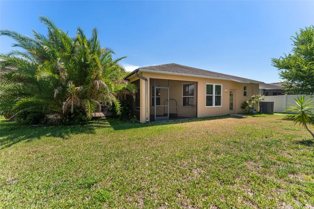 2637 YUKON CLIFF DRIVE Ruskin, FL 33570