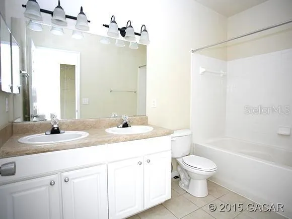 5005 NW 43RD AVENUE #107 Gainesville, FL 32606