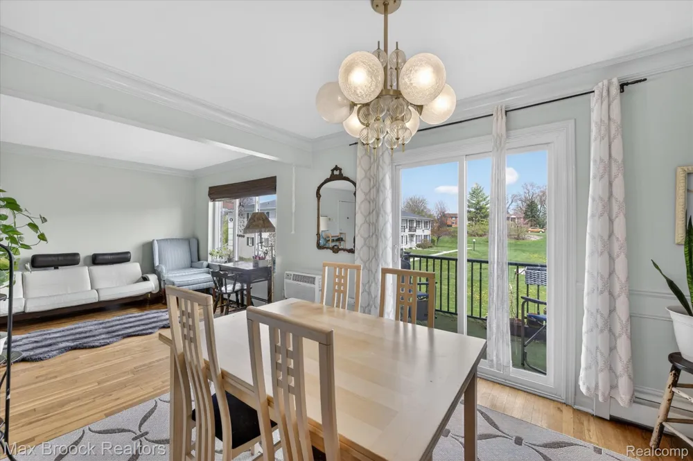 100 W Hickory Grove Road #G7 Bloomfield Hills City, MI 48304