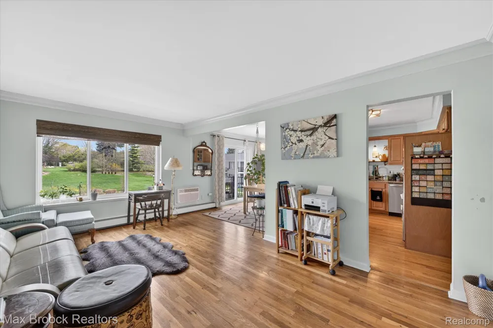 100 W Hickory Grove Road #G7 Bloomfield Hills City, MI 48304