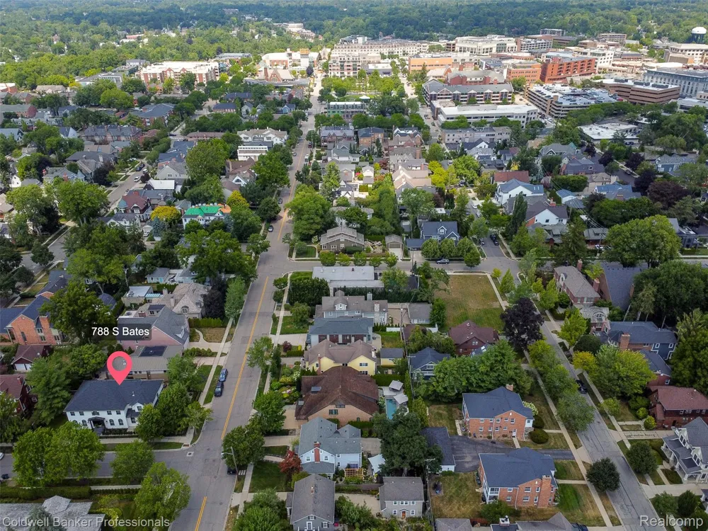 788 S Bates Street Birmingham City, MI 48009