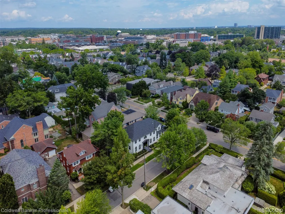 788 S Bates Street Birmingham City, MI 48009