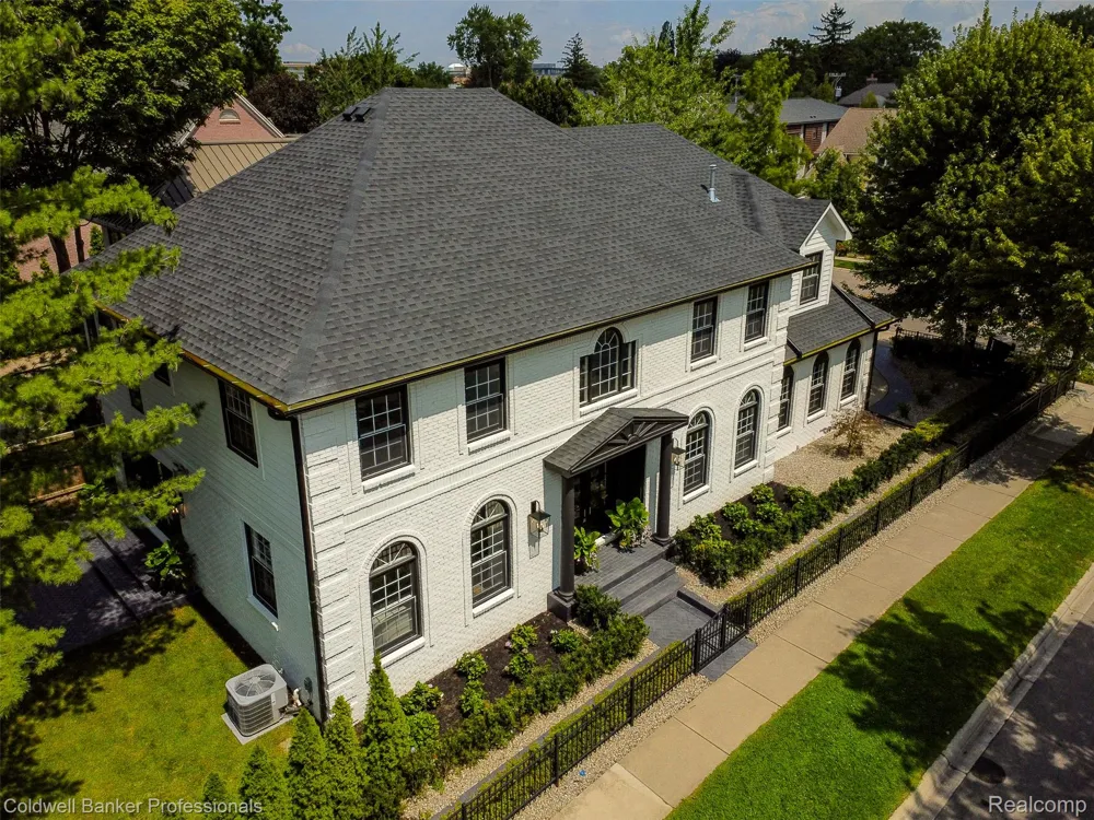 788 S Bates Street Birmingham City, MI 48009