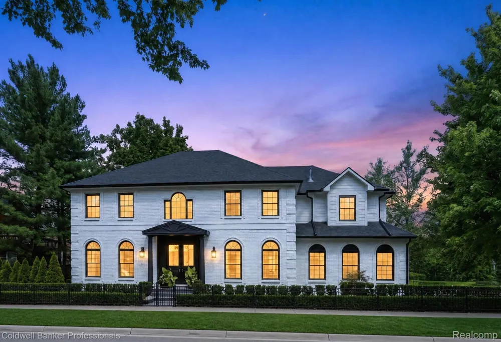 788 S Bates Street Birmingham City, MI 48009