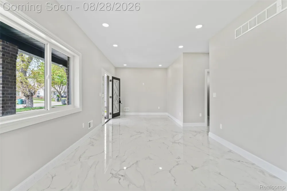 3811 Alice Street Dearborn City, MI 48124