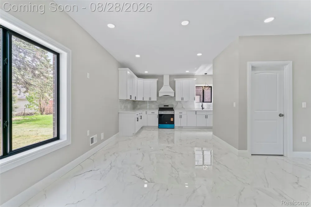 3811 Alice Street Dearborn City, MI 48124
