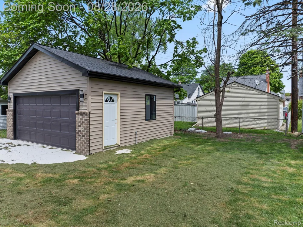 3811 Alice Street Dearborn City, MI 48124