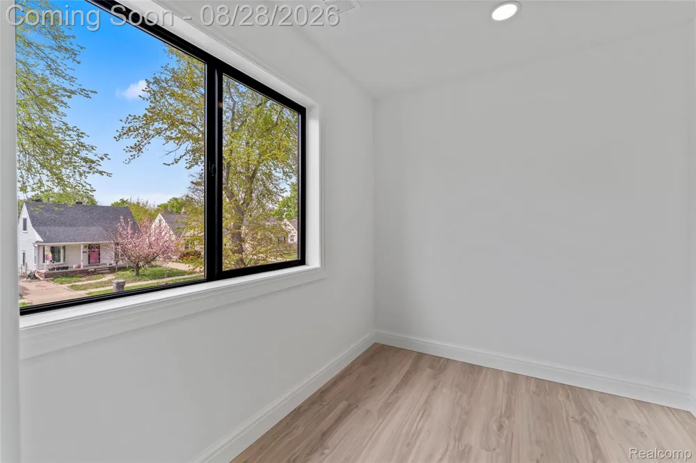 3811 Alice Street Dearborn City, MI 48124