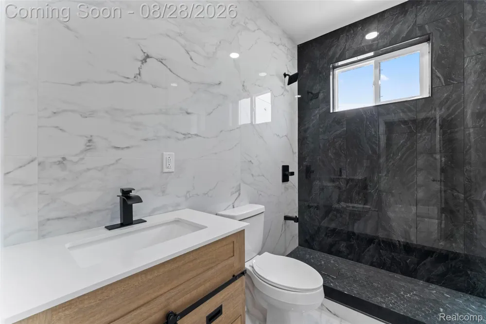 3811 Alice Street Dearborn City, MI 48124