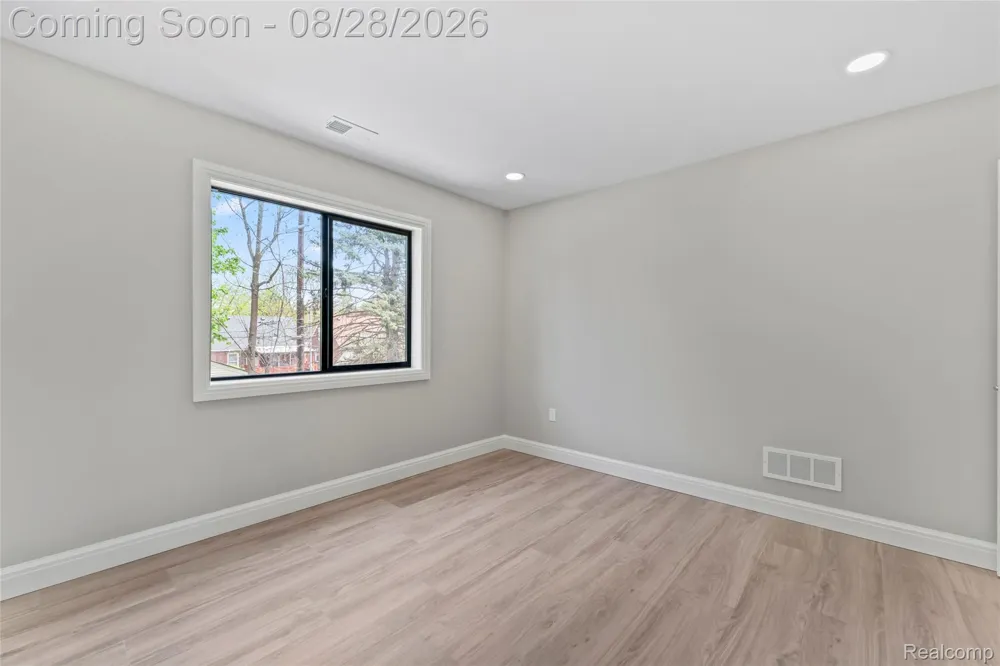 3811 Alice Street Dearborn City, MI 48124